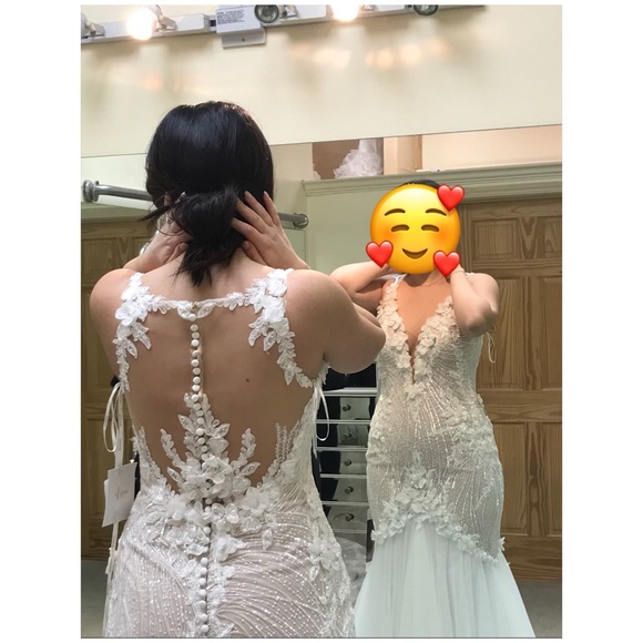 Karoza Wedding Dress, Galaeetea - Picture 3 of 7